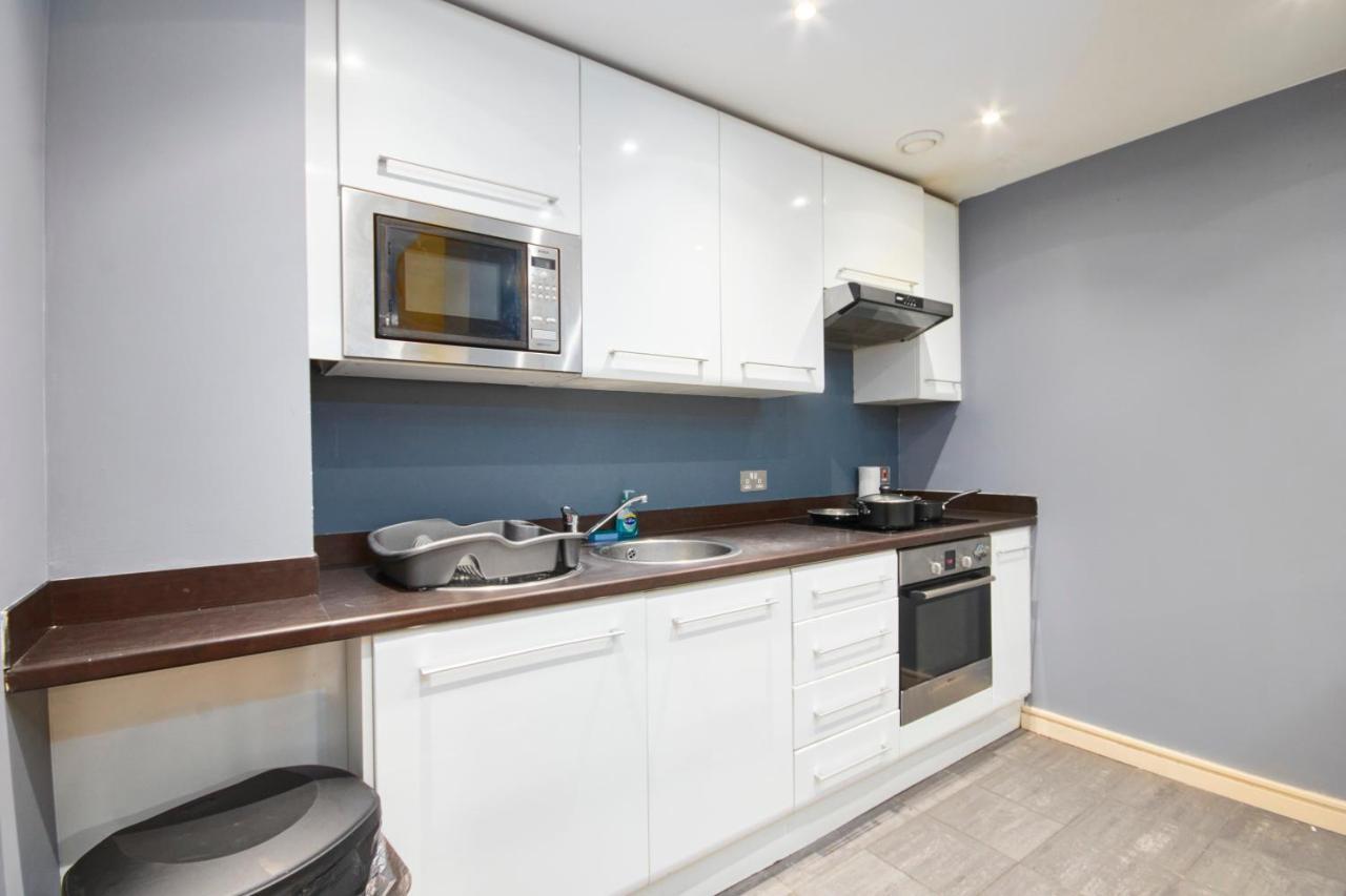 Stylish Manchester Gem - Sleeps 10! المظهر الخارجي الصورة