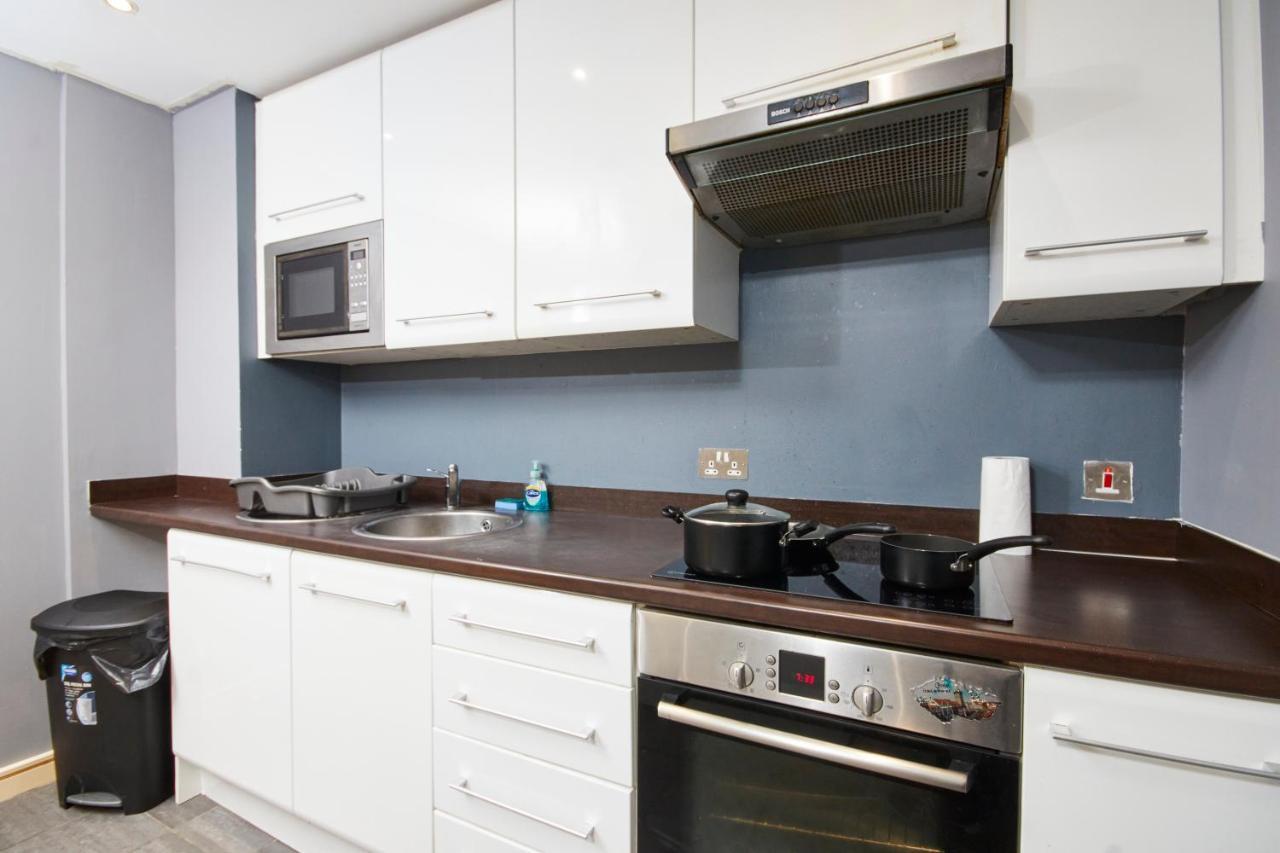 Stylish Manchester Gem - Sleeps 10! المظهر الخارجي الصورة