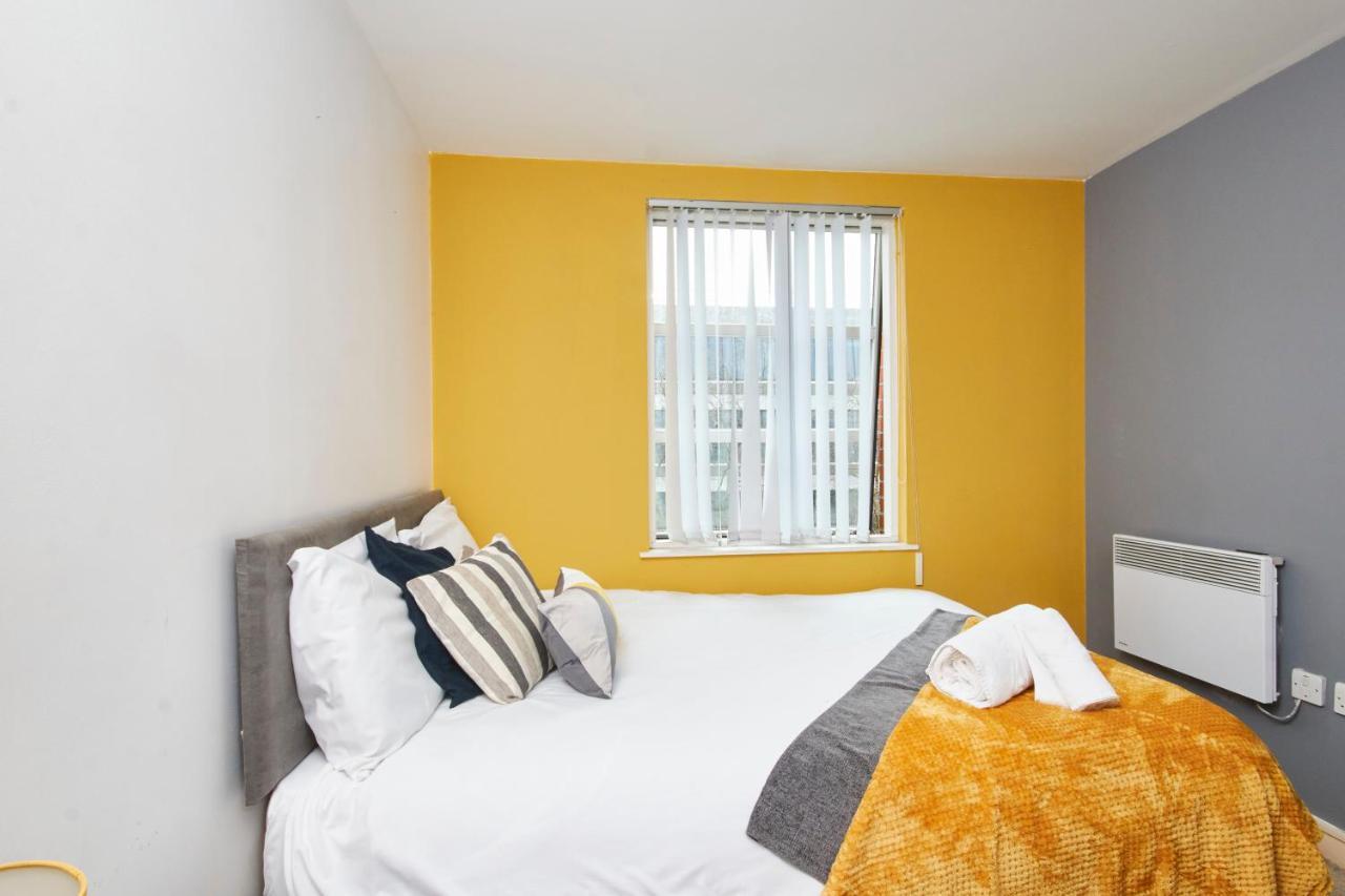 Stylish Manchester Gem - Sleeps 10! المظهر الخارجي الصورة